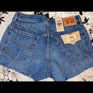 LEVI’S 501 Mid Rise Shorts